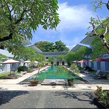 Kuta Living By Kamara Hotel ภายนอก รูปภาพ