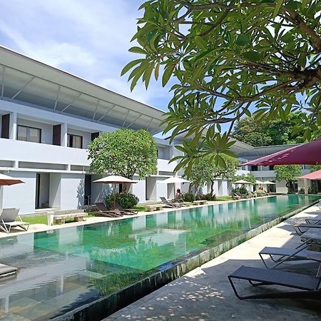 Kuta Living By Kamara Hotel ภายนอก รูปภาพ