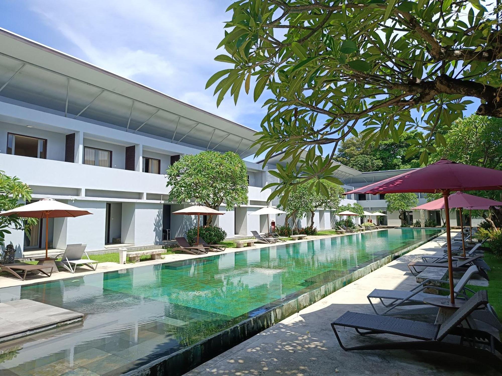 Kuta Living By Kamara Hotel ภายนอก รูปภาพ